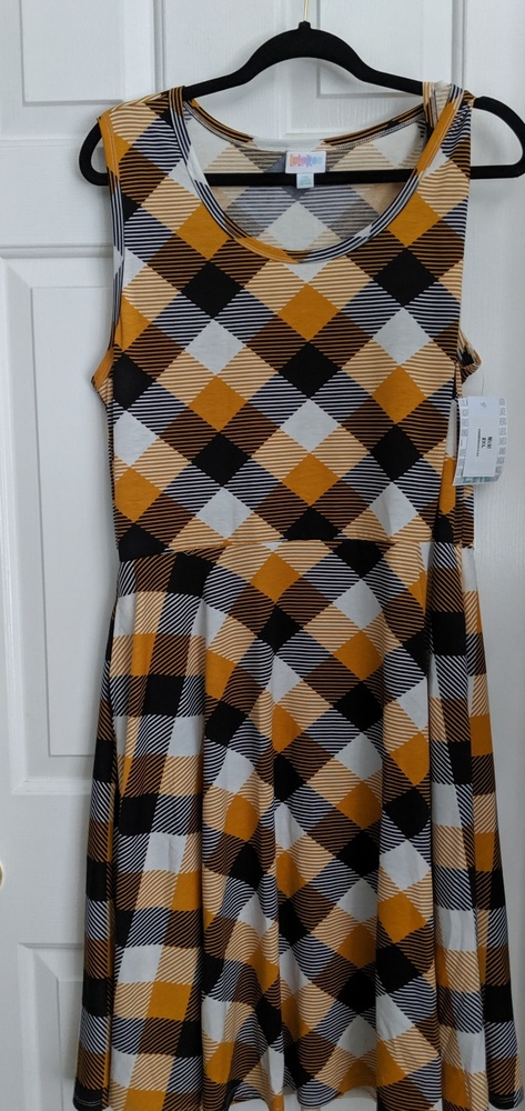 NWT 2xl LuLaRoe Nicki dress